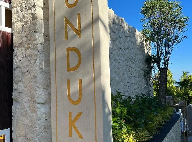 Munduk Kupang Sekumpul Hotel 3*