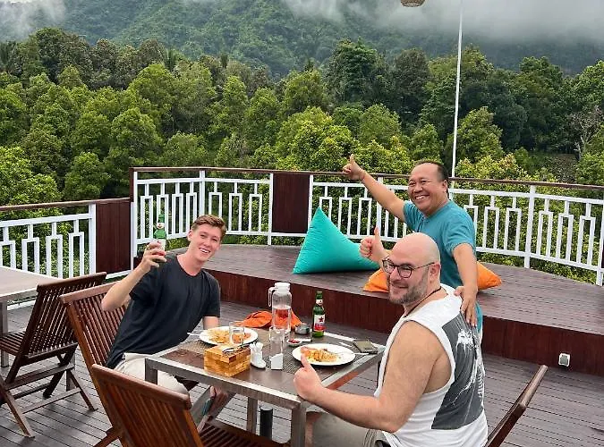 Hotel Munduk Kupang Sekumpul