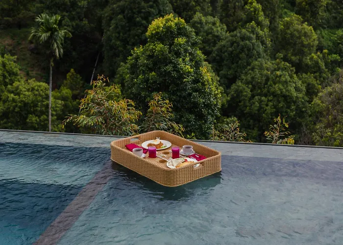 Hotel Munduk Kupang Sekumpul