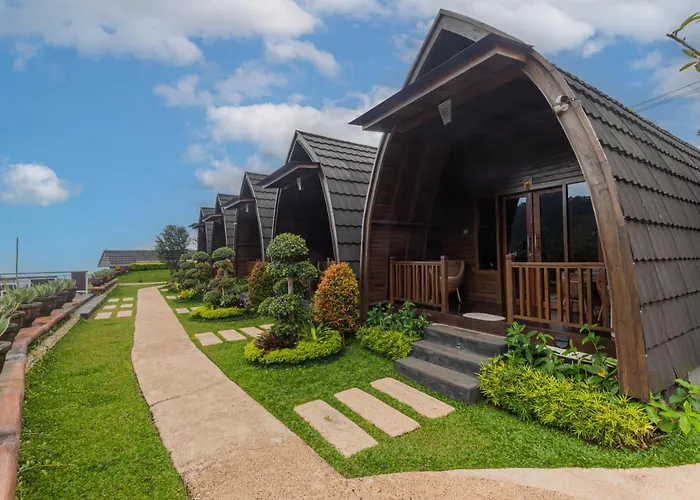 Munduk Kupang Sekumpul Hotel 3*